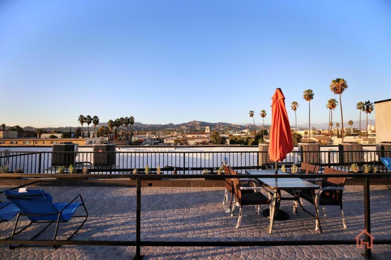 Blue Palm Hollywood Aprtments Los Angeles Exterior photo